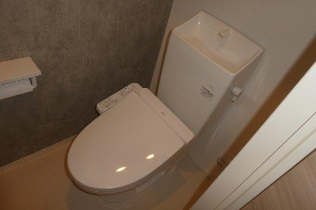 D-roomTobaのトイレ|シャワー付きトイレ