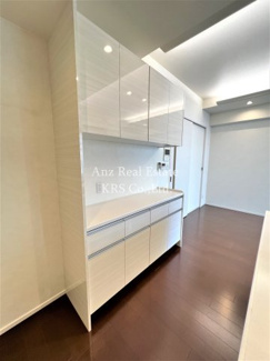 【その他】 | SHUNKI江戸堀 | カップボードあります！重宝します