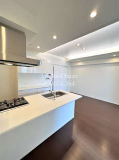 【キッチン】 | SHUNKI江戸堀