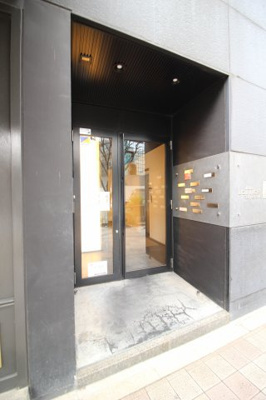 【エントランス】 | ラティス三宮