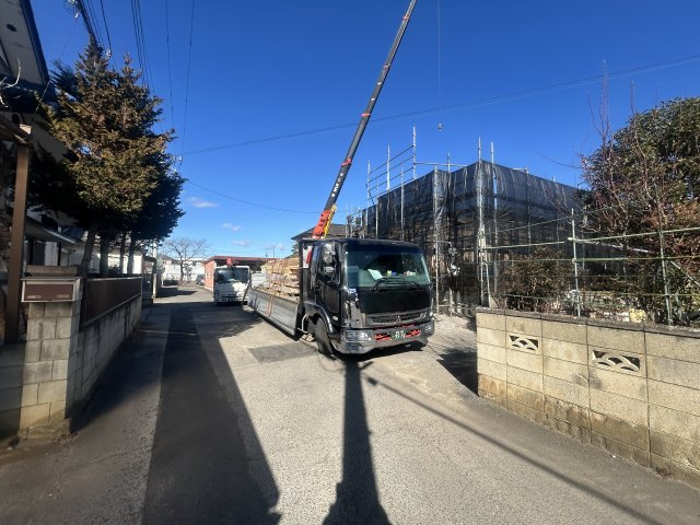 新築　桐生市広沢町第19　クレイドルガーデン　１号棟　の前面道路含む現地写真|現地写真　南側接道幅員約4.2ｍ	
