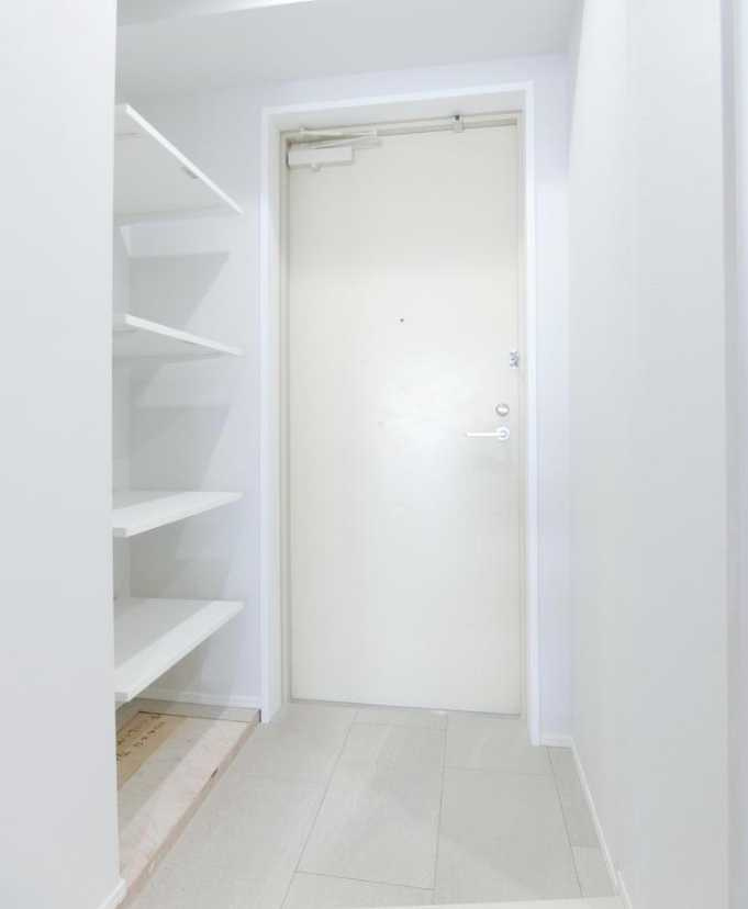 スペーシア池尻大橋　ペット相談　駅近　敷金0　礼金0の玄関