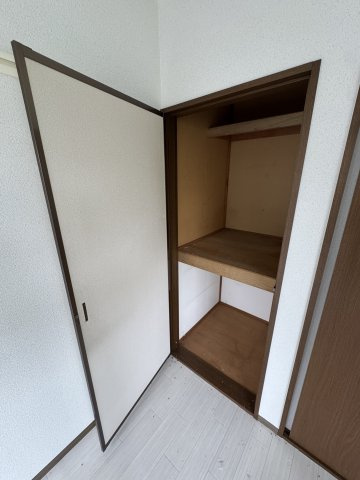 フラットミヤジマの収納