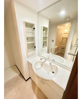 【独立洗面台】 | ビッグ・ヴァン湘南台参番館 | 独立洗面台、朝の身支度には欠かせません