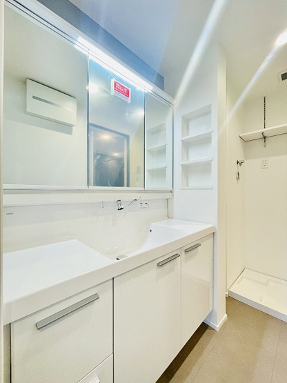 【独立洗面台】 | リファレンス天神南