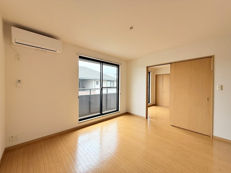 リジョイスタウンＢ