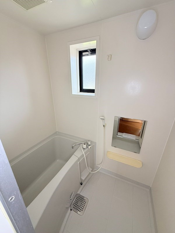 リジョイスタウンＢ