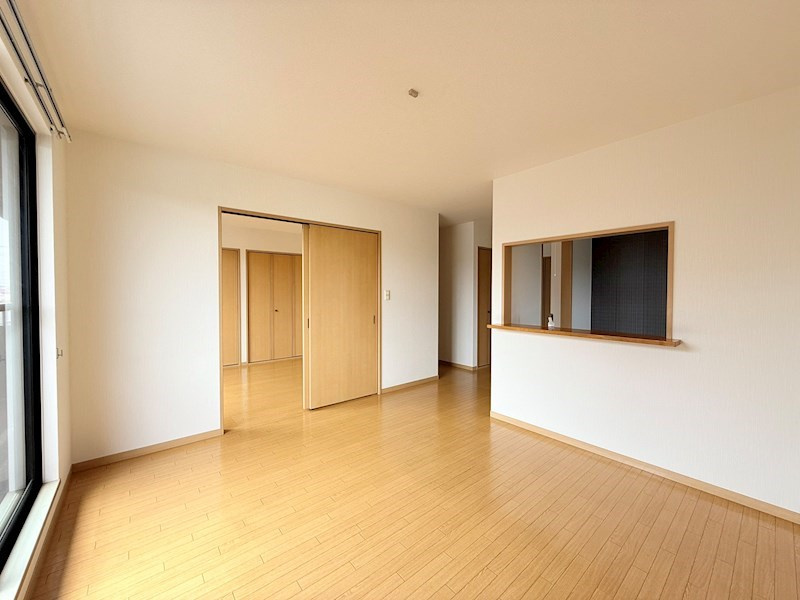 リジョイスタウンＢ