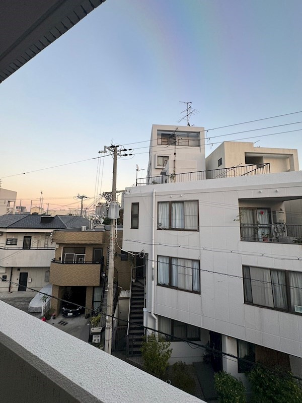 ホワイト塚本の展望