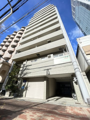 プレザン新神戸の外観