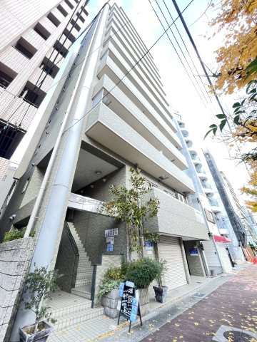プレザン新神戸の外観
