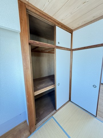 ホワイトパレスの収納