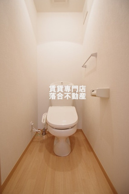 【トイレ】 | アクシス | 清潔感のあるトイレ