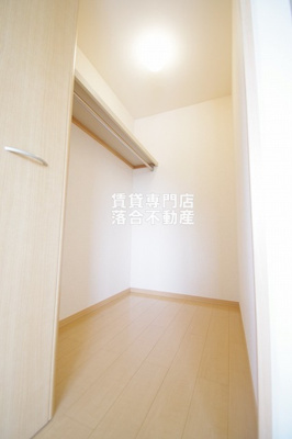 【収納】 | アクシス | 便利なウォークインクローゼット♪