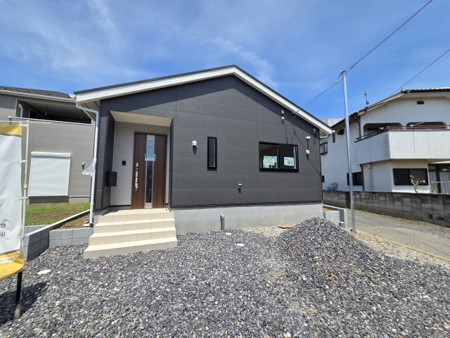 新築　桐生市広沢町第19　クレイドルガーデン　2号棟　