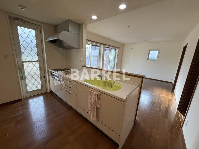 箕面市半町２丁目の一戸建てのキッチン