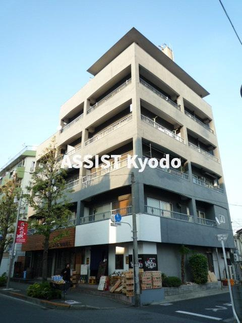 エクセレント下北沢の外観