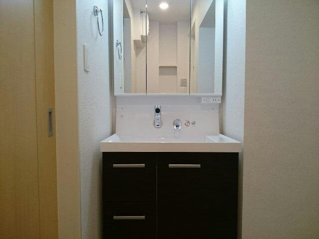 グレイス　プラシード　Ｂの独立洗面台|高崎、前橋のお部屋探しはエンドスケープまで！お客様の理想お聞かせ下さい♪