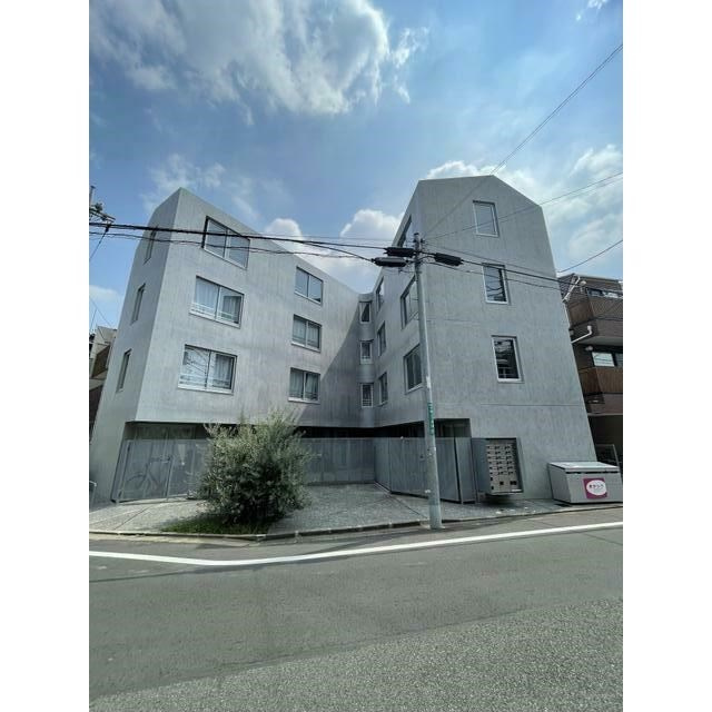 ミレドゥーエ三軒茶屋