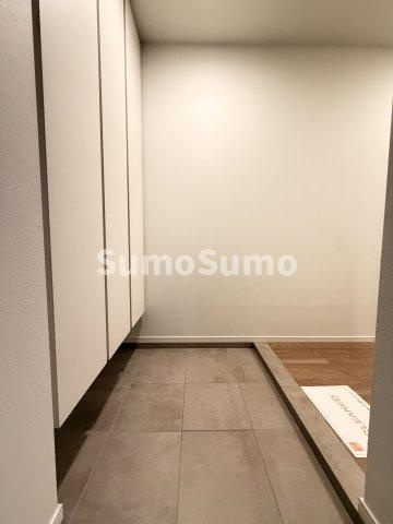 プリマリード南青山の玄関|ゆったりとした玄関です