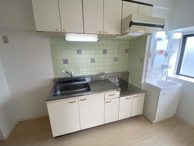 フリックコート深江のキッチン