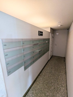 【設備】 | イニシア墨田押上 | ～宅配ボックス付き郵便ポスト写真～