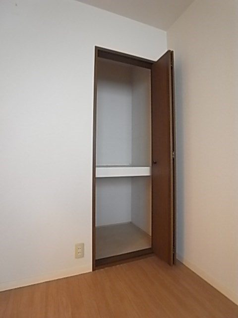 メゾン上町の収納|専用の収納スペースです