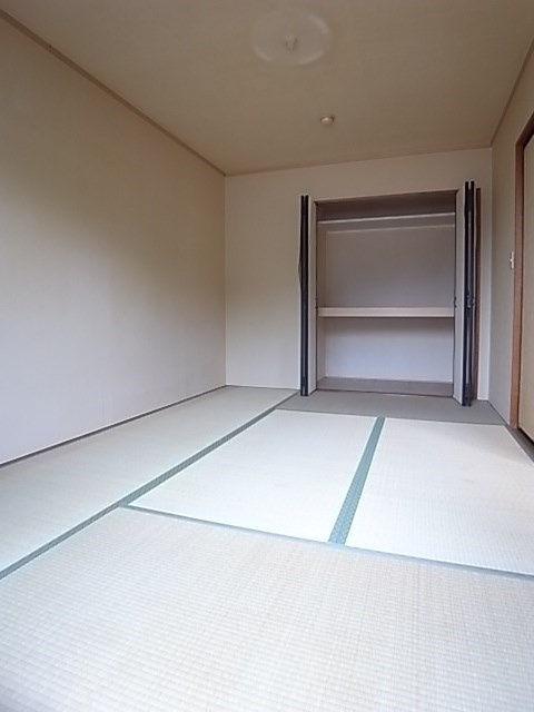メゾン上町の和室|きれいな和室です