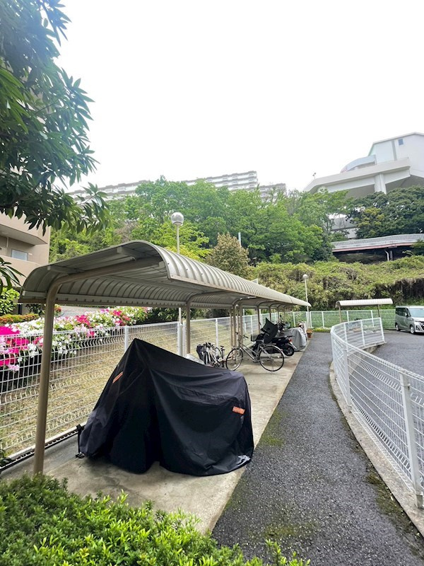 マンション妙法寺の外観