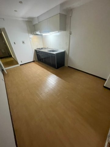 プリオーレ神戸の居間・リビング