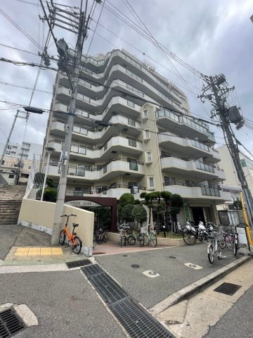 プリオーレ神戸のエントランス