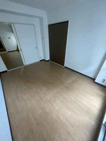 プリオーレ神戸の居間・リビング