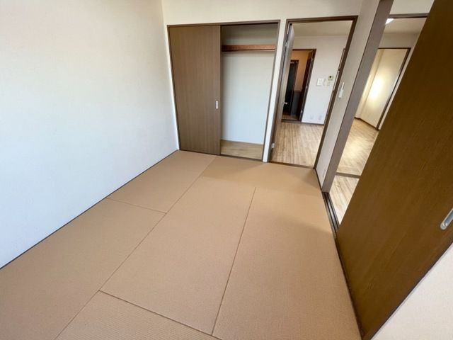 クオリティー下中野　Ⅲの和室