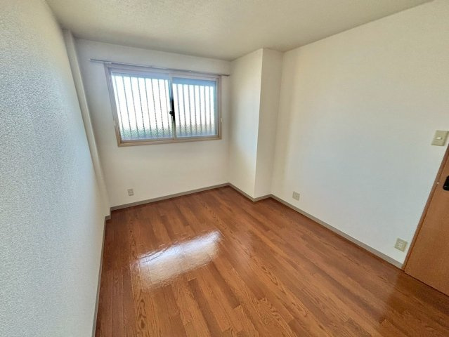 パンプルムースの洋室