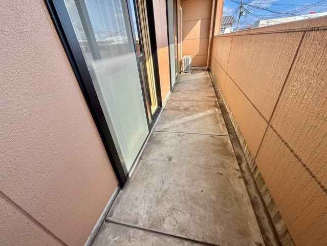 パンプルムースのバルコニー