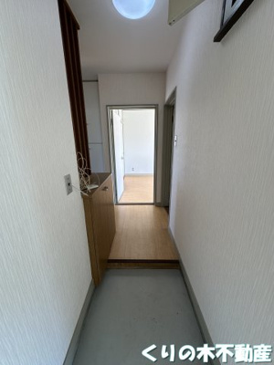 【玄関】 | 本郷ハイツ | 落ち着いた玄関です