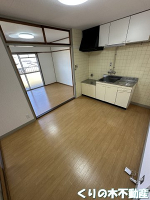 【居間・リビング】 | 本郷ハイツ | 同タイプのお部屋です（現況を優先します）