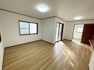 【居間・リビング】 | 長後駅４分藤沢市高倉１棟☆３ＬＤＫ＋Ｓフルリフォーム中古戸建