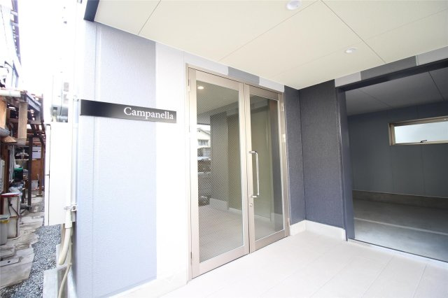 Campanella（カンパネラ）のエントランス