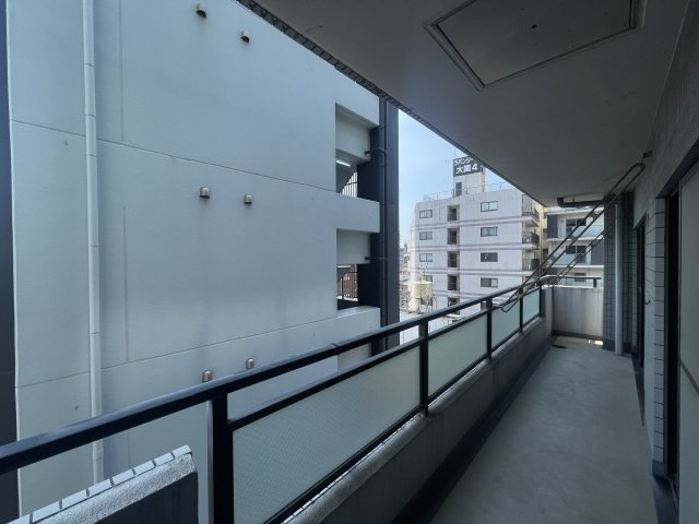 【バルコニー】 | グローリーヨシダ