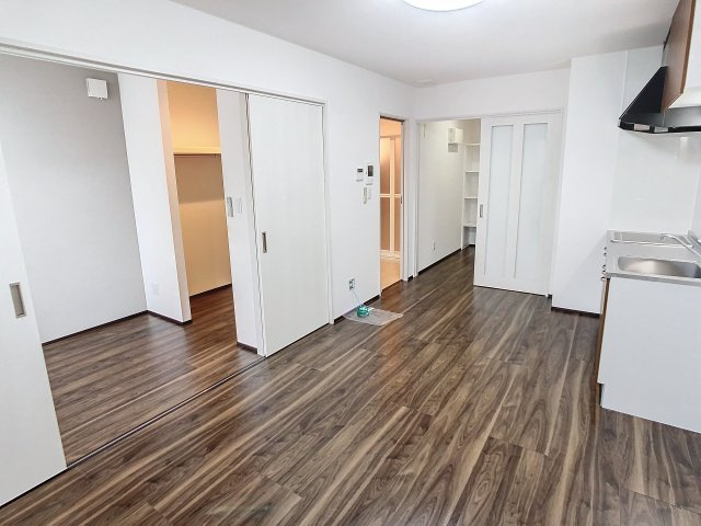 王城ビルの居間・リビング|202号室 サンプル写真になります。