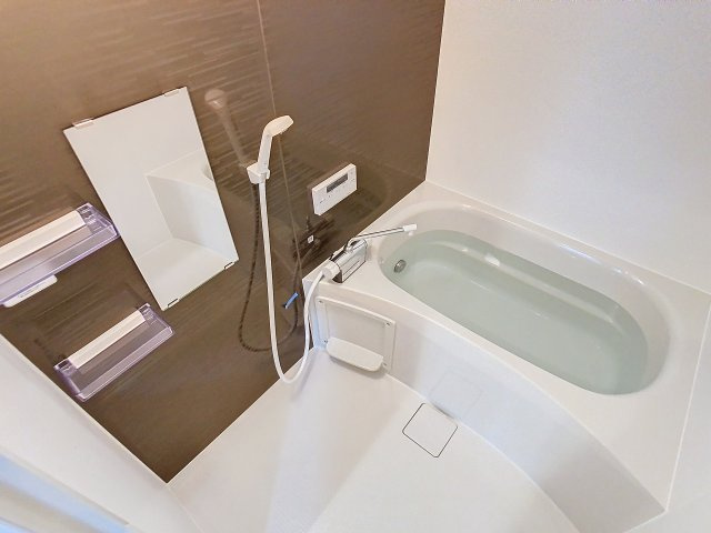 王城ビルの浴室|202号室 サンプル写真になります。