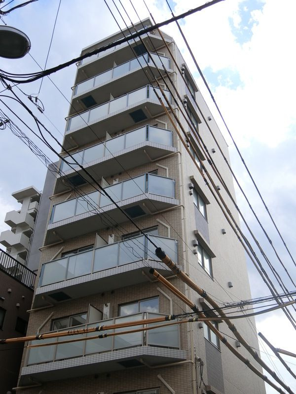 レオーネ三ノ輪の外観