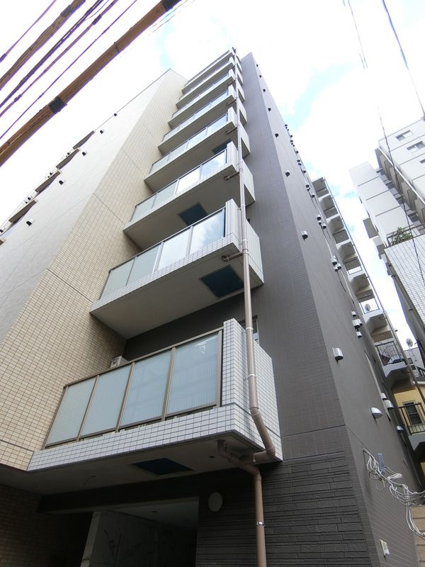 レオーネ三ノ輪の外観