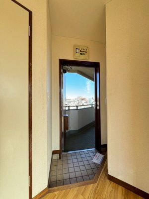 【玄関】 | クラムプレイス