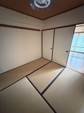 ライオンズマンション長田ヒルズ２号棟の和室