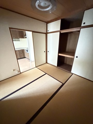 ライオンズマンション長田ヒルズ２号棟の和室