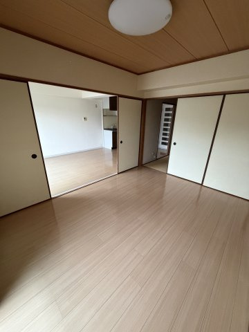 ライオンズマンション長田ヒルズ２号棟の洋室