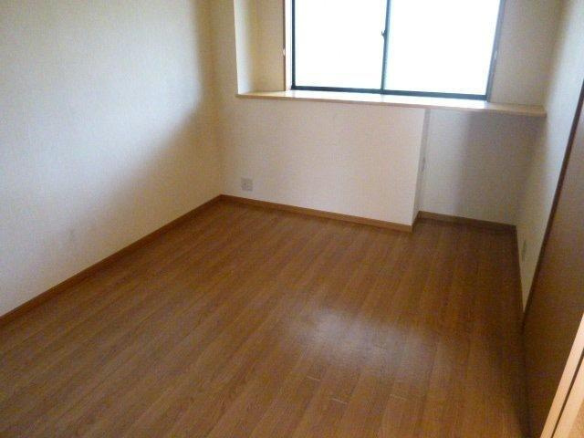 グラッチェⅡ番館の洋室