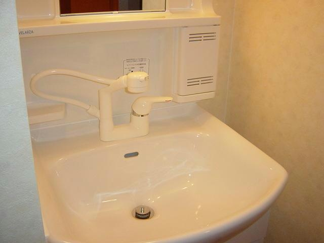 グラッチェⅡ番館の洗面所